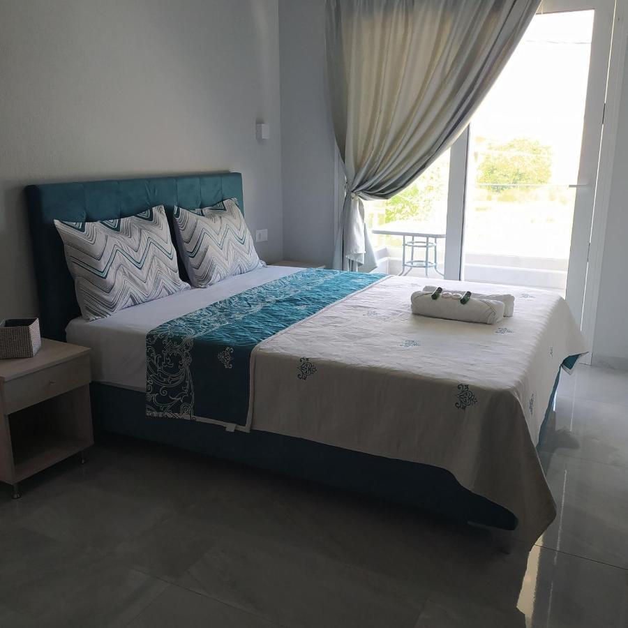Mei's Luxury * Stavros (Thessaloniki)