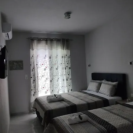 Mei'S Luxury Apartments Stavros  Exterior photo